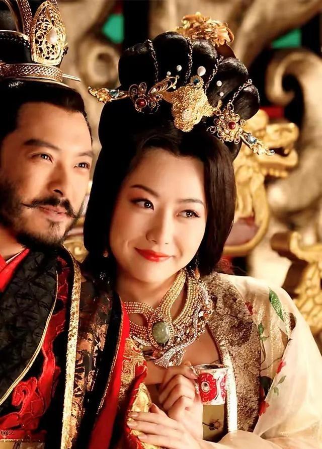 630年，唐太宗为一个俘虏，70岁的萧皇后举办宴会，酒过三巡，看着风姿绰约的萧皇