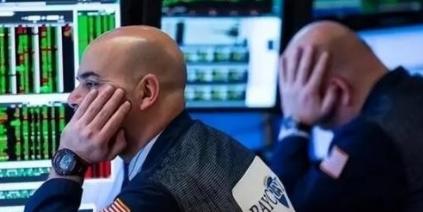 我感觉一旦中国今天清空全部7307亿美元美债，明天我们自己的出口企业，就将接不到