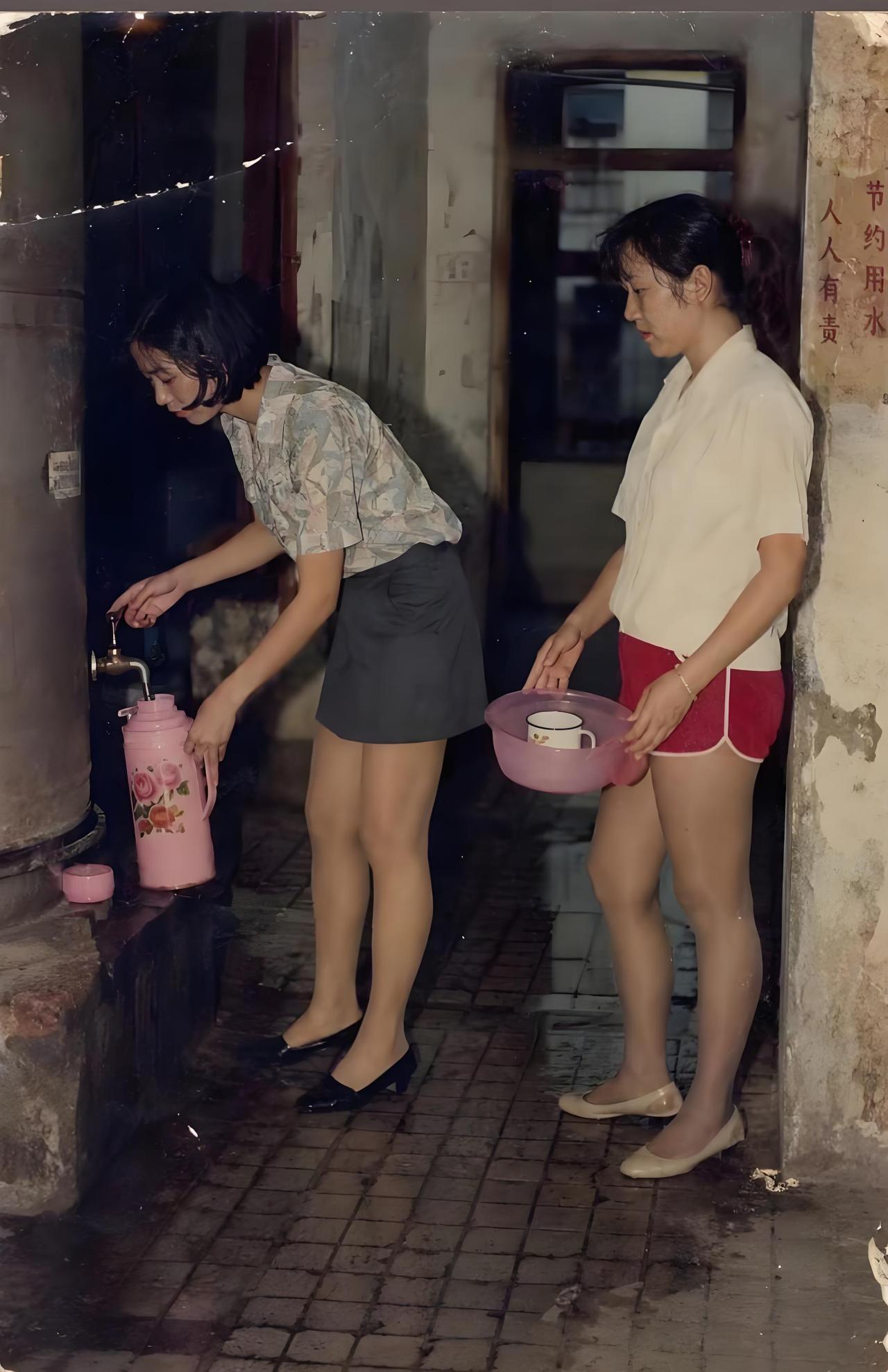 九十年代初，广州筒子楼的回忆