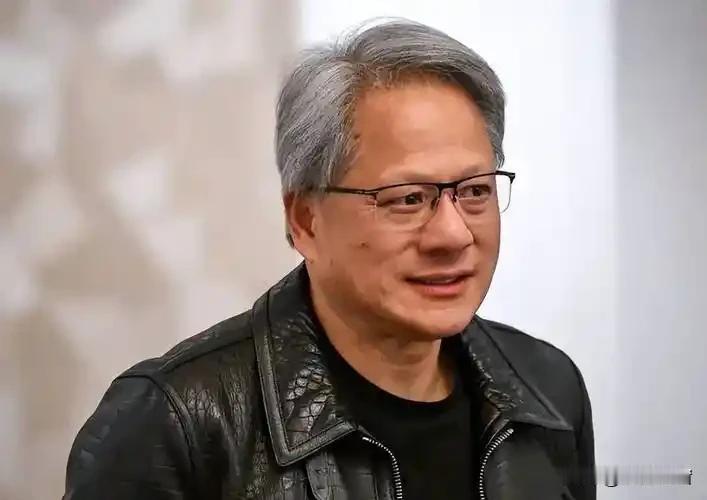 黄仁勋这波操作，简直把“哑巴吃黄连”演活了——前脚刚叹着气说英伟达在华份额从95