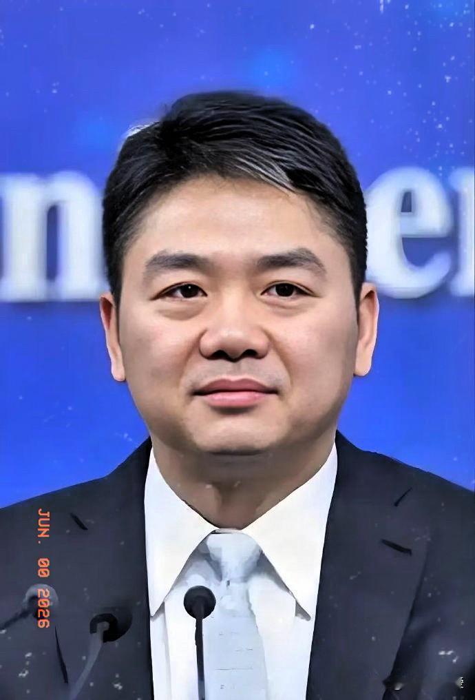 有网友说：京东真缺钱那天，90万员工每人凑一万，能凑90亿。我算了一下，好像差挺