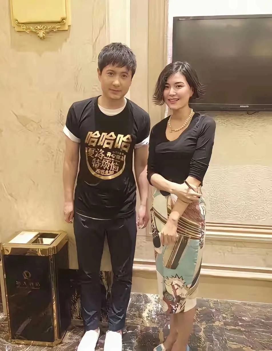沈腾年轻的时候还真是校草级别的