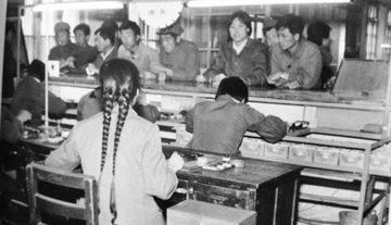 1980年，沈阳妇女黄淑珍带着3斤黄金来银行兑换，工作人员一眼就看出来她拿来的是