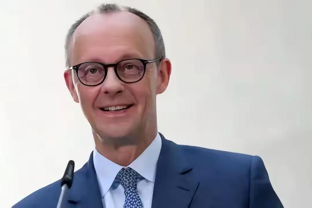 接到访华邀请后，德国又来劲了，德行长叫嚣：得想想咋报复中国德国刚接中方访华邀