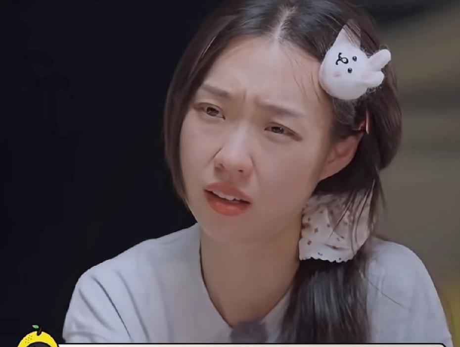 管乐安慰妈妈这段真的听哭了综艺节目上，管乐安慰妈妈的这段话，我看的时候也跟着鼻