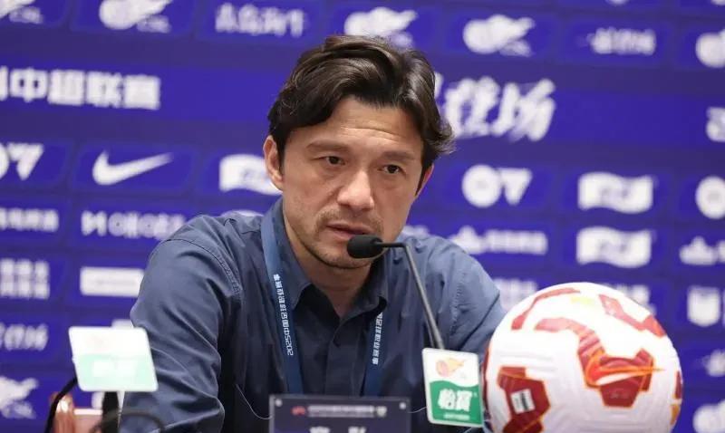 有这三个优势，谢晖是最适合取代伊万成为中国男足主教练的人选。第一，谢晖是本土教