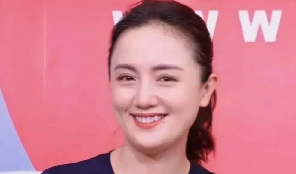 面相真是一门玄学。朱媛媛，演员，46岁罹患癌/症，和医生进行了5年斗争，
