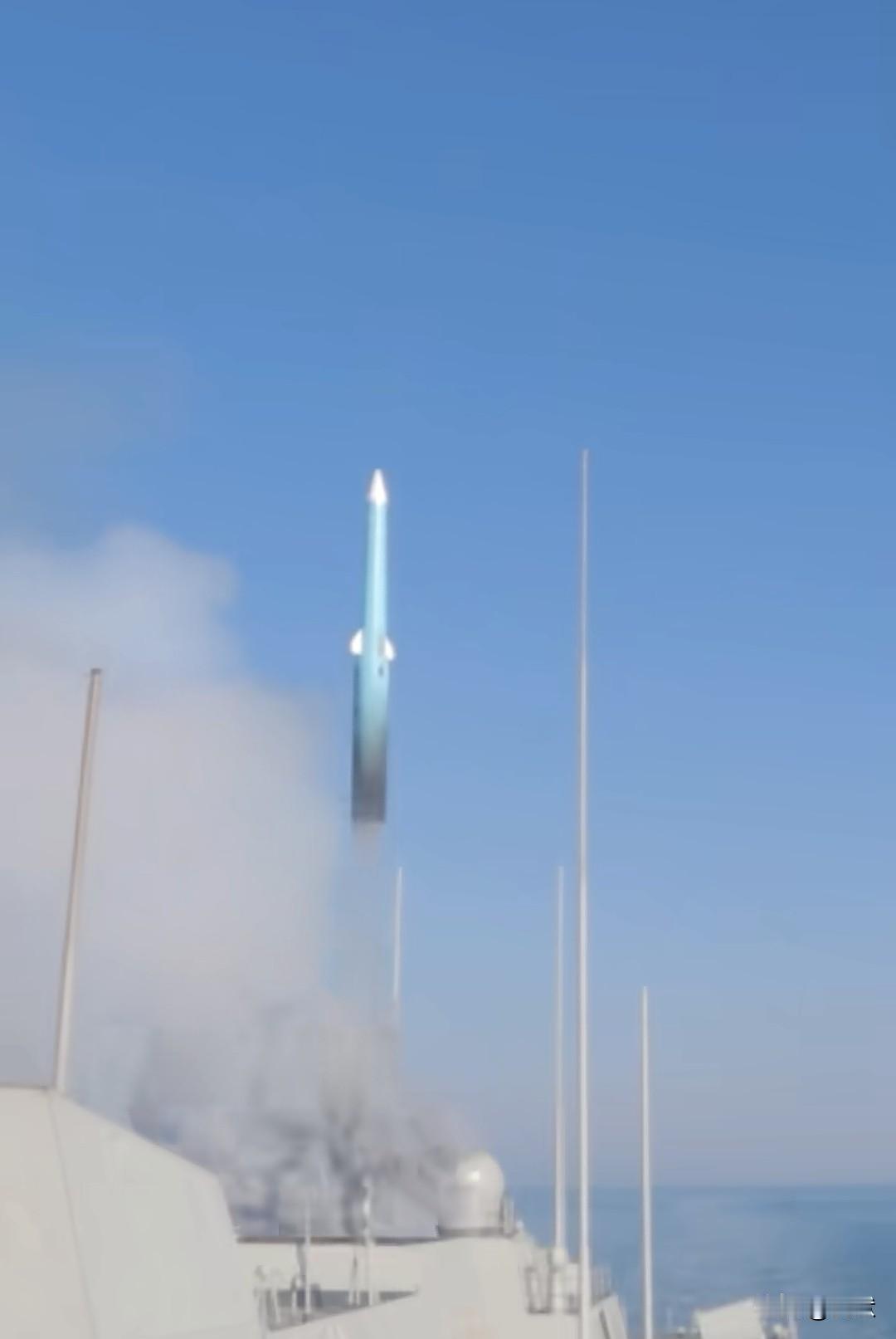 【震撼！！！——93阅兵亮相的高超音速导弹发射画面公开】央视公布了055大驱新型