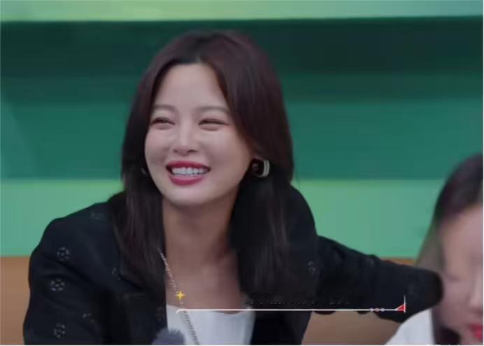 辛芷蕾：“快挑吧，挑一个女人。”胡先煦手足无措。辛芷蕾：“挑吧，我不怕跟