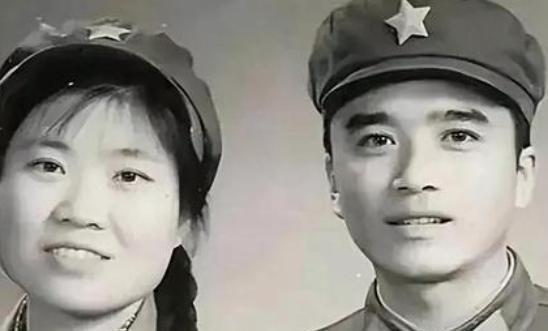 1972年，21岁的知青李文忠救了一名11岁的落水女孩，令人没想到的是，女孩上岸