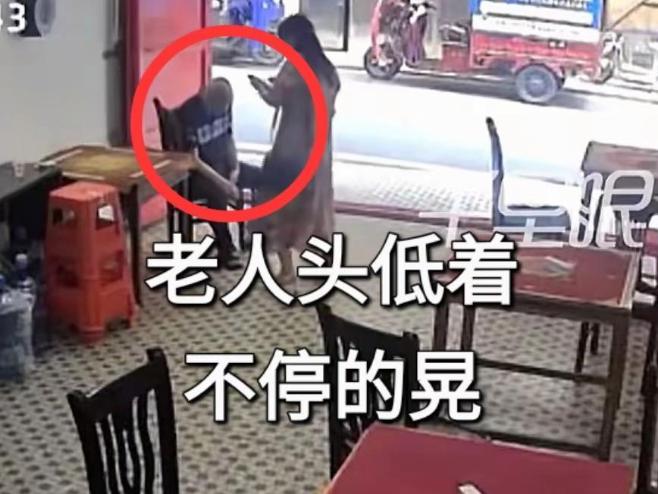 事情反转了，老人家属主动返还了1.9万元的人道主义救助款，大家心里感觉怎么样？