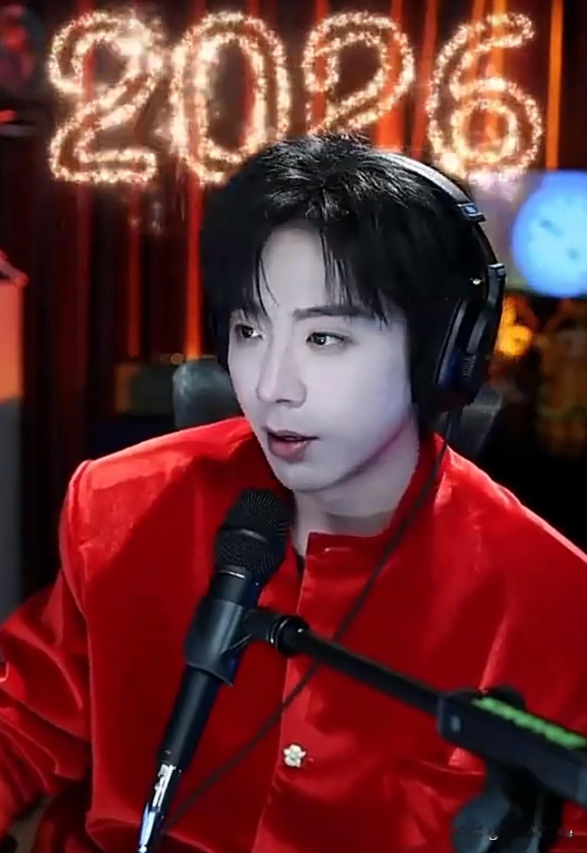 2月6日，刘宇宁直播回应网友希望他跟白鹿合作一部剧，刘宇宁笑称如果他跟白鹿合作一