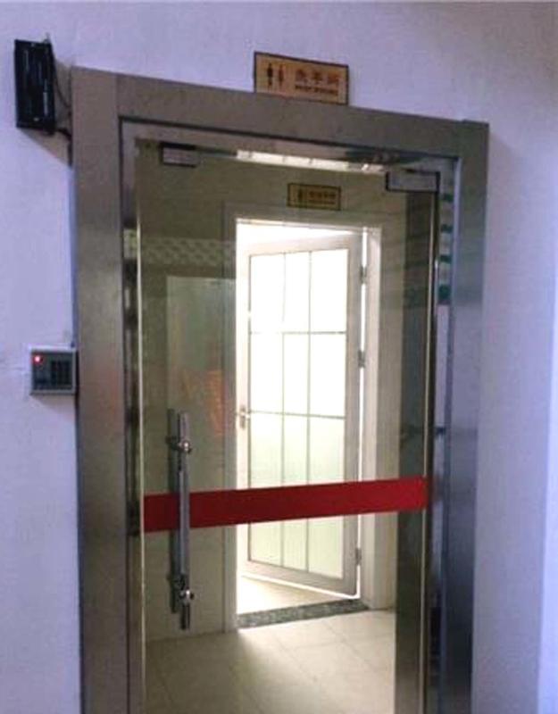 11月23日，G6151次高铁上发生了惊险一幕。一名从凤凰古城前往衡阳东站的乘客