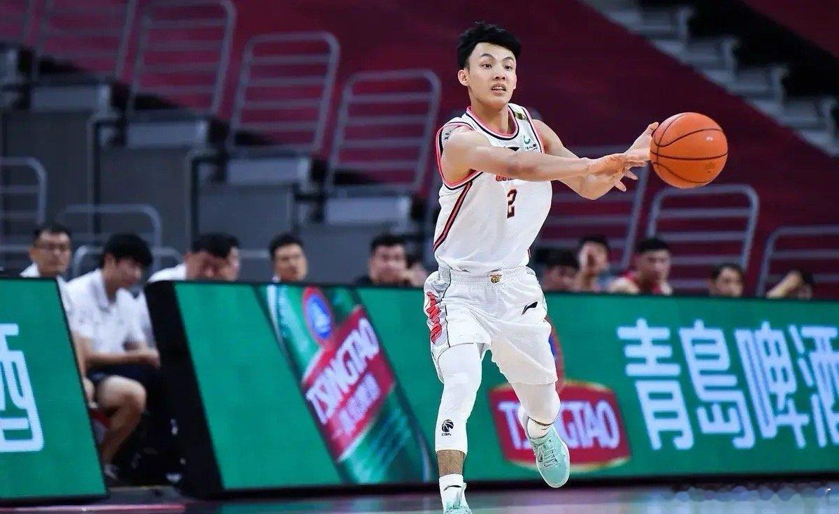 广东队和北控队一战，其实没有太多好分析的，输赢的关键仅在于一人，看他能不能上场，