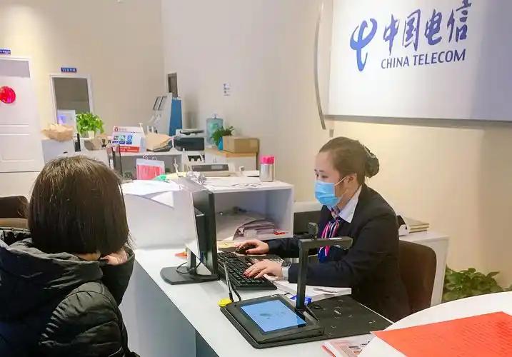 10月5日，原中国电信员工郑季衍在网络平台实名举报，称国家工业互联网大数据中心项
