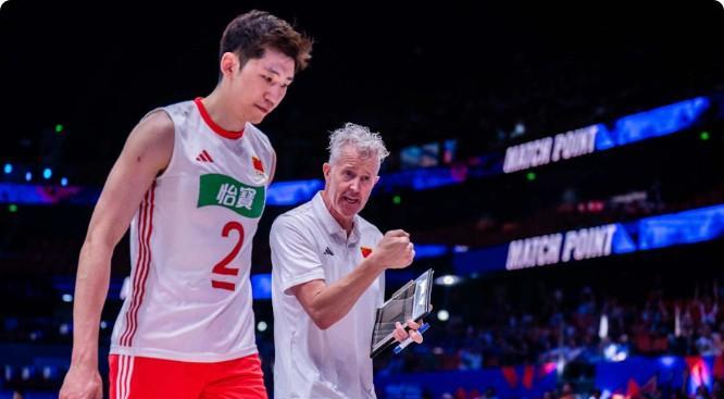 期待破灭！原本我们期待东方大国男排在3-0战胜土耳其男排之后，能够借此比赛升到世