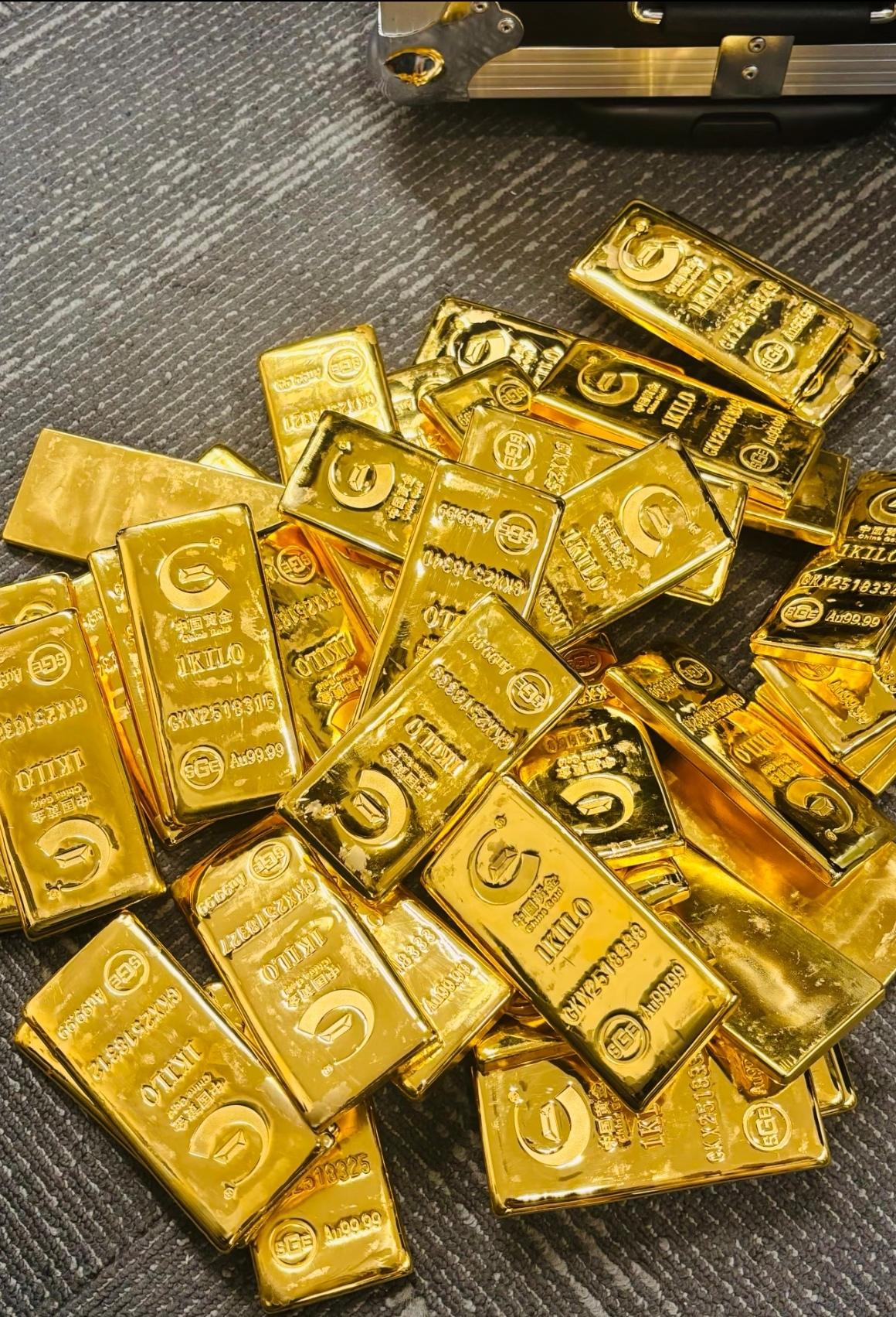 一觉醒来，金价又让人惊掉下巴了？9月19号一只88克的镯子随随便便就要将近