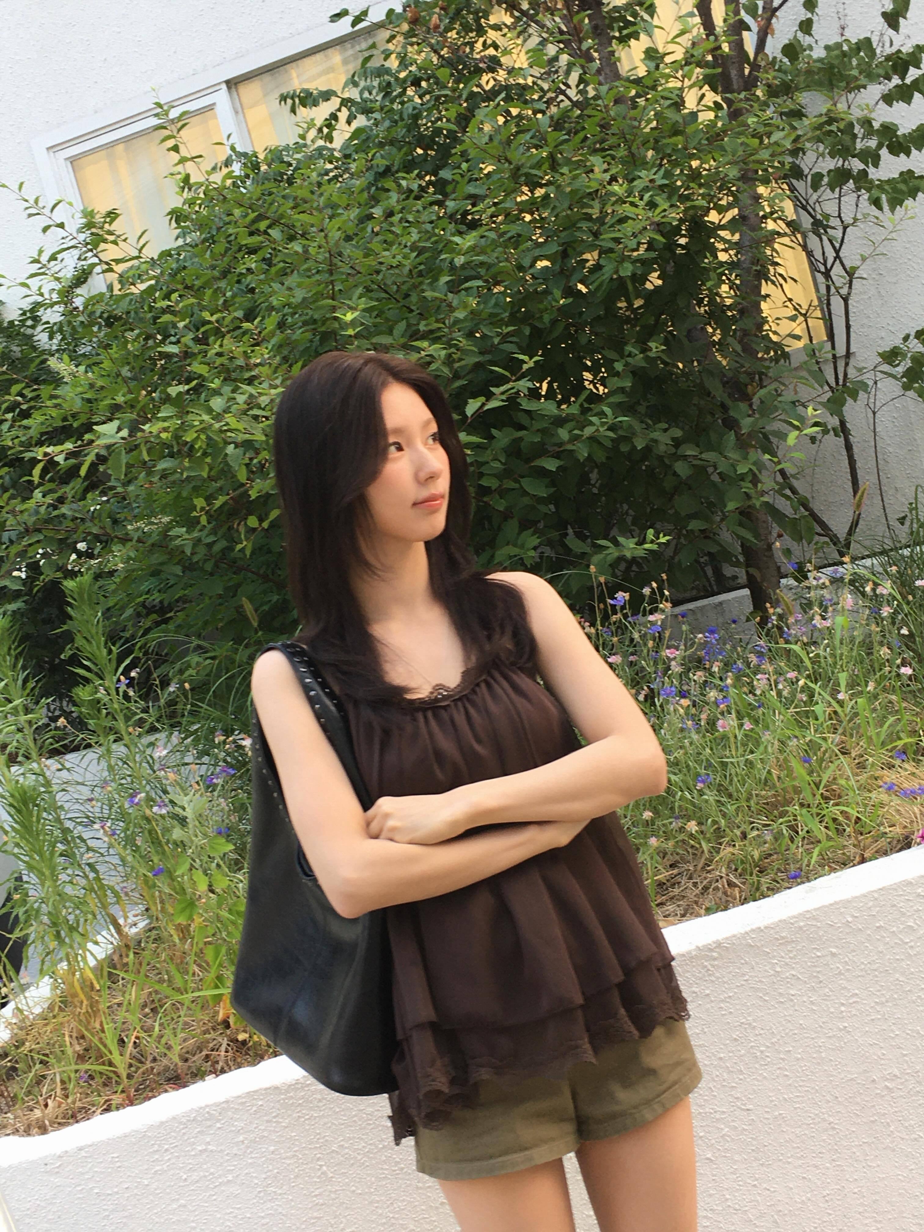 赵美延最新物料，Ins更新
