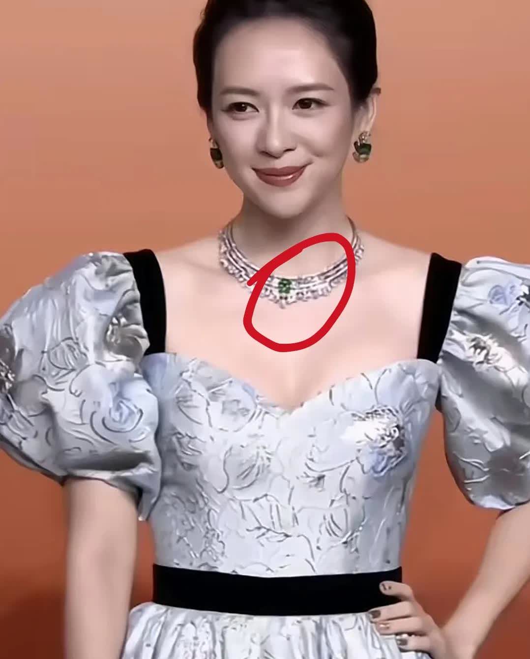 惊！离婚一年半，章子怡与汪峰的人生竟天差地别？当初，章子怡嫁给汪峰，众人皆惊