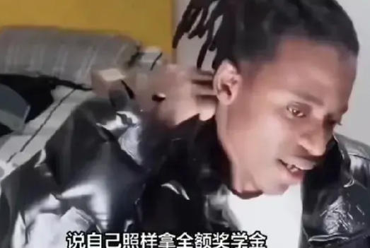 见过嚣张的，没见过那么离谱的近日，江西理工大学一名留学生发声，称自己是“校园