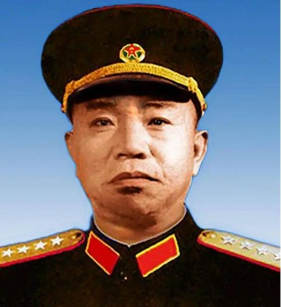 1971年，开国大将王树声到部队看望女儿，不料被警卫兵拦下：“请您排队等候，领表