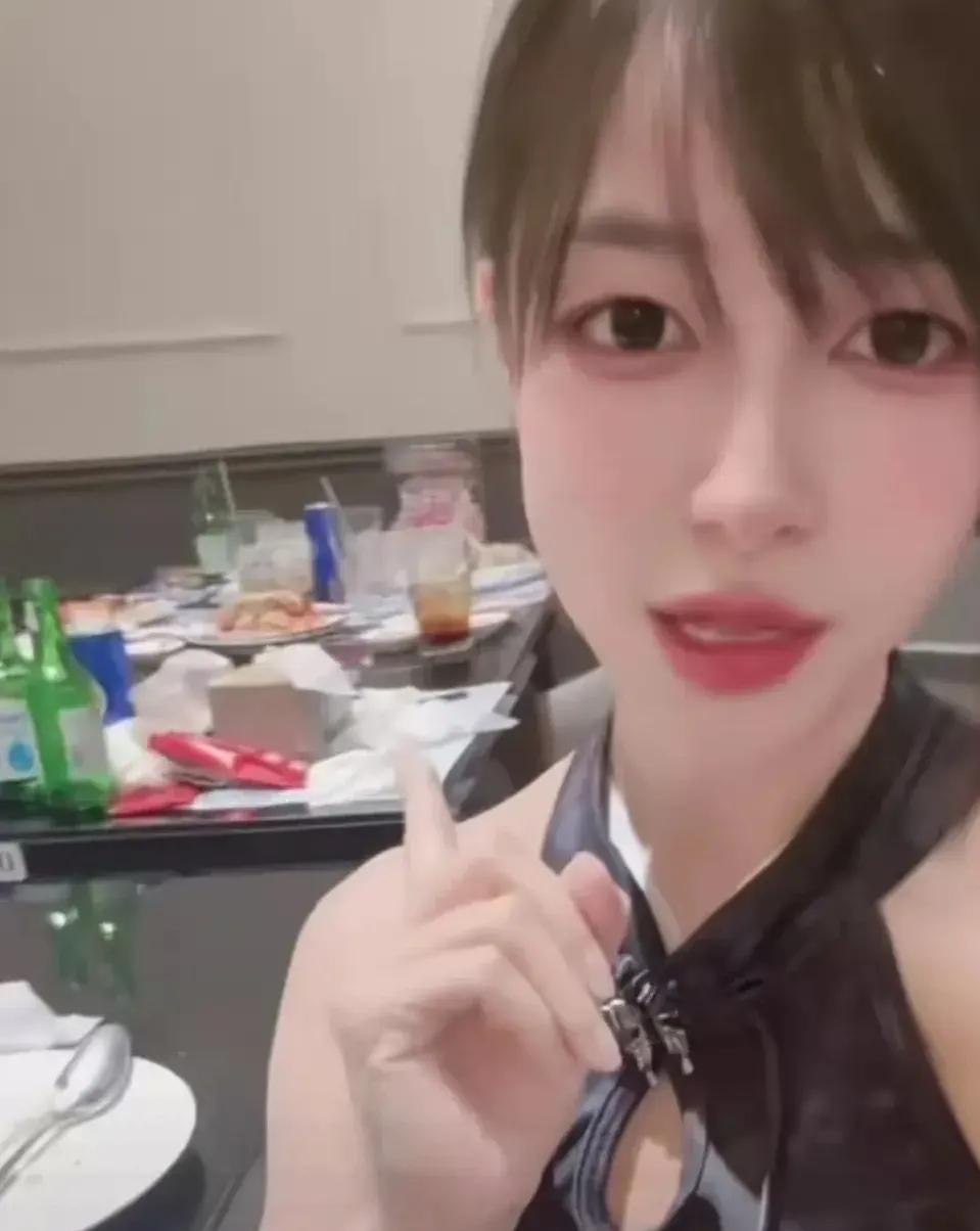 韩国四名男子的逃单行为，在越南引起广泛关注！他们在一家海鲜自助餐厅吃饭时，借口