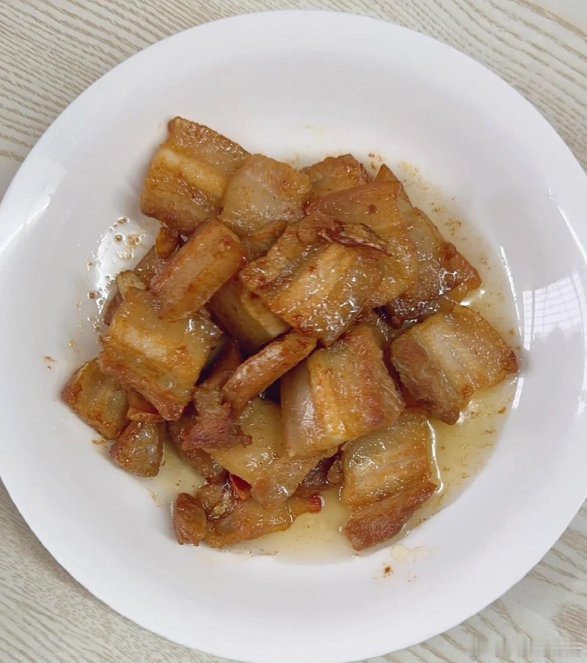 3大1小的晚餐。2个菜少吗❓​​​