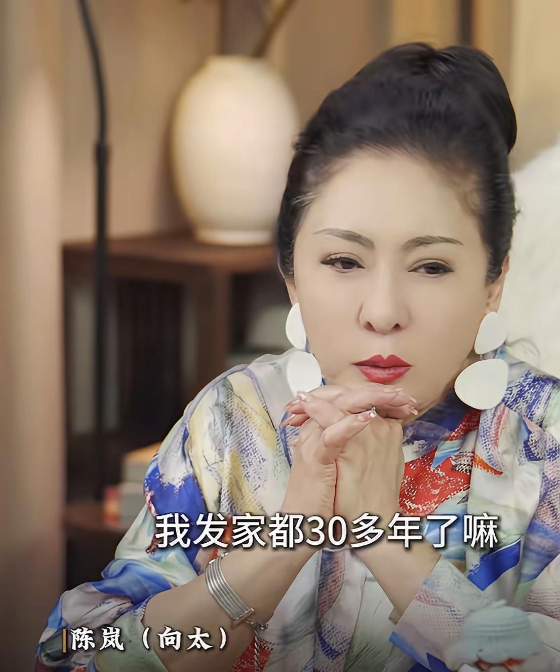 向太这段话说得实在，600多万的劳斯莱斯，买的时候老板恨不得把颜料盘搬来让她挑，