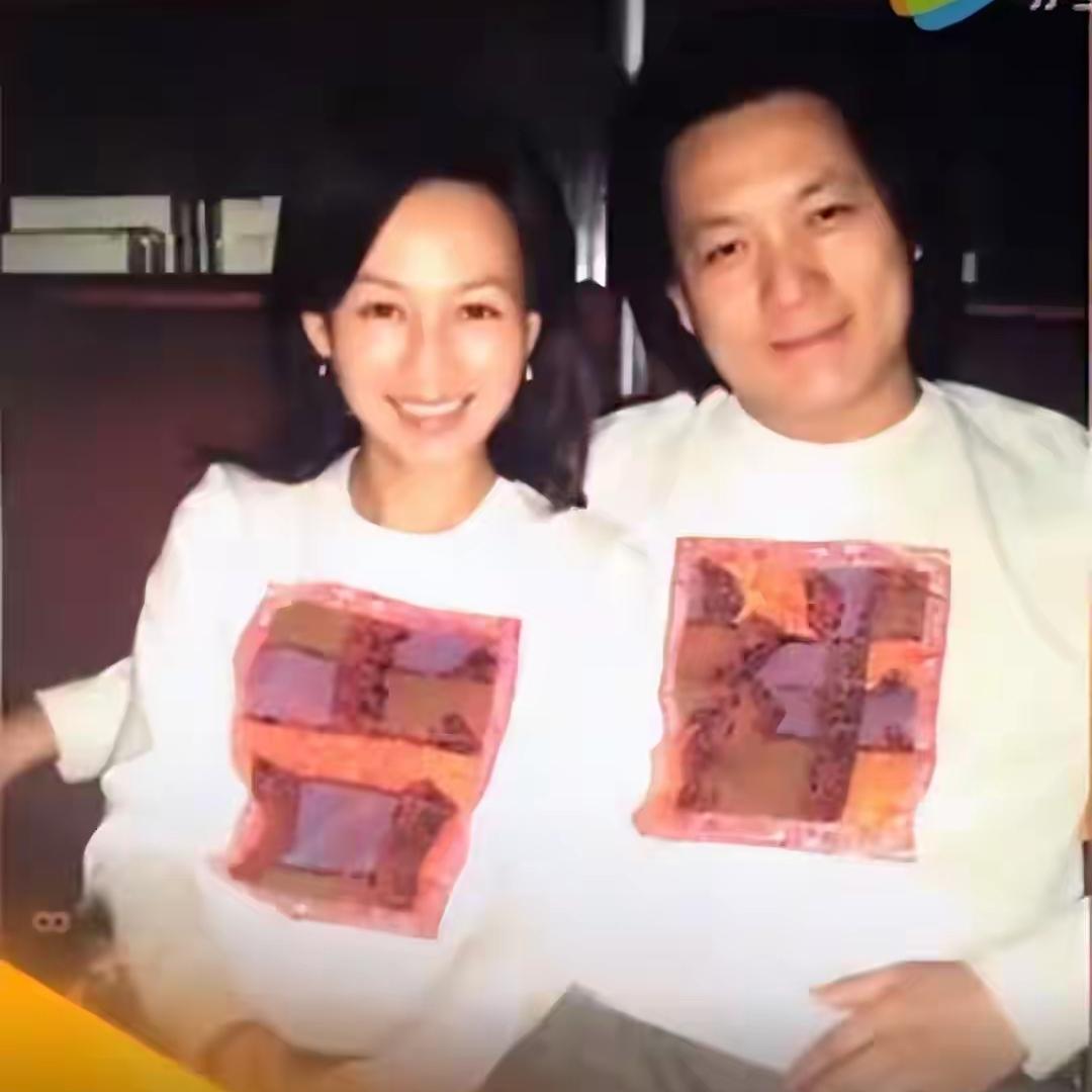 郭靖宇说：我追岳丽娜的时候只有18岁，她17岁，从海边秦皇岛到我们河北承德来上学