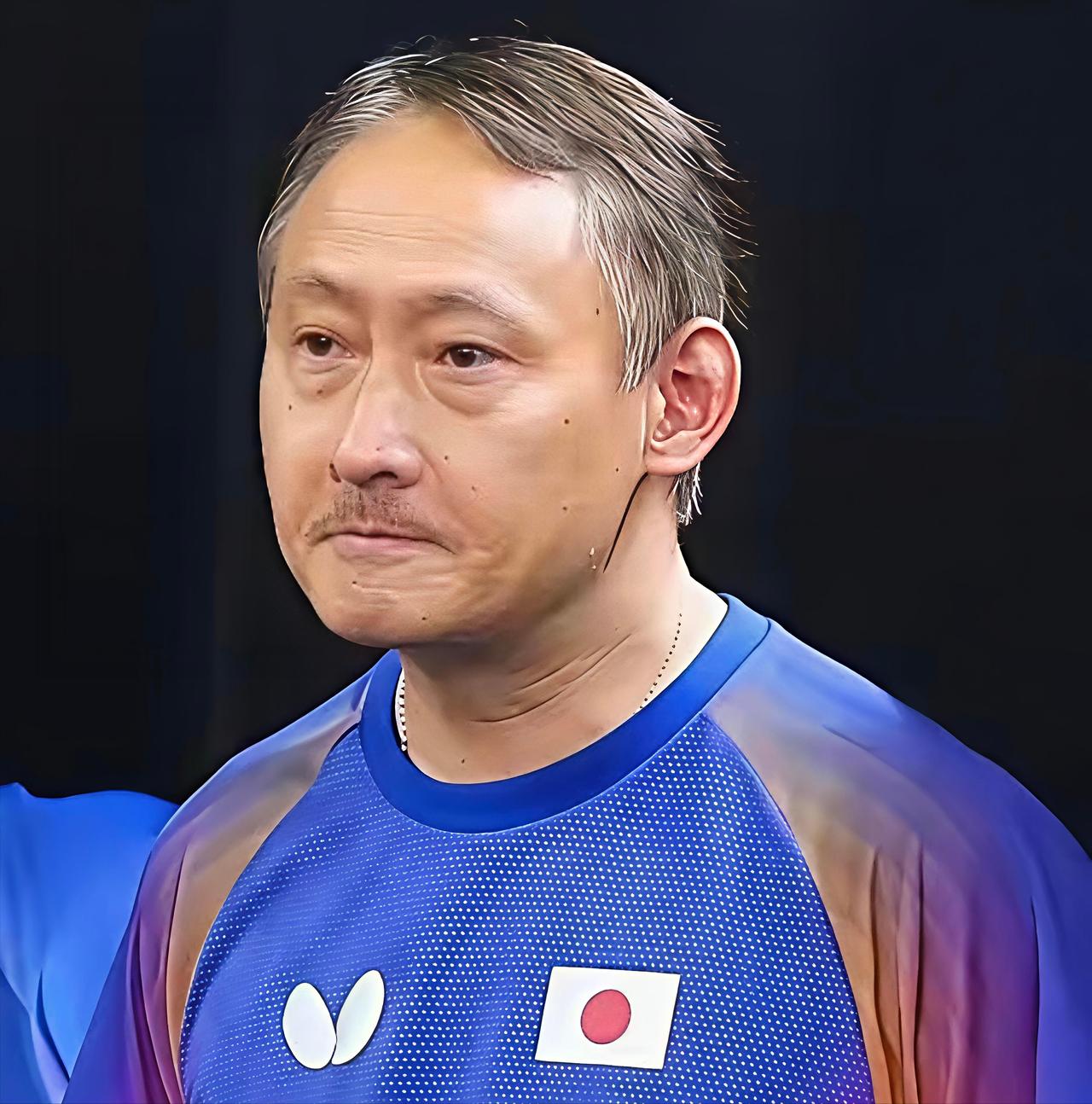 张本智和赢球时吼叫，中国球迷烦他。输球时沉默，日本球迷骂他。赢也不是，输也不是，