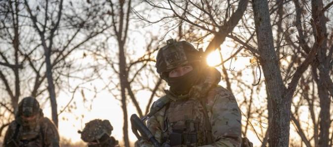 普京的“钢铁洪流”梦，碎了。不是碎在乌克兰的顽抗里，而是碎在一种名为“失血临界点