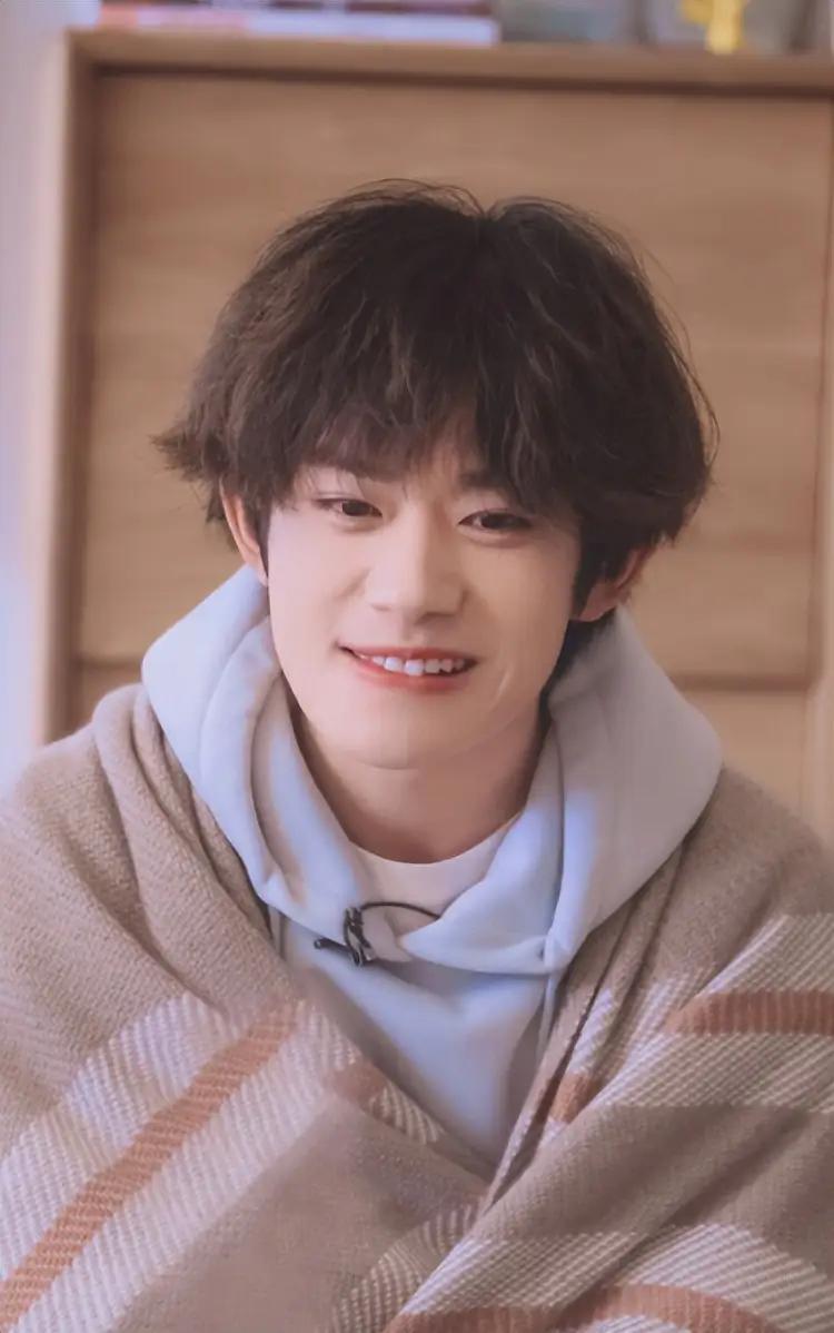 男星热度榜揭晓：从第十名到冠军，谁在逆袭？谁在守擂？岁末年初，总有一份榜单能