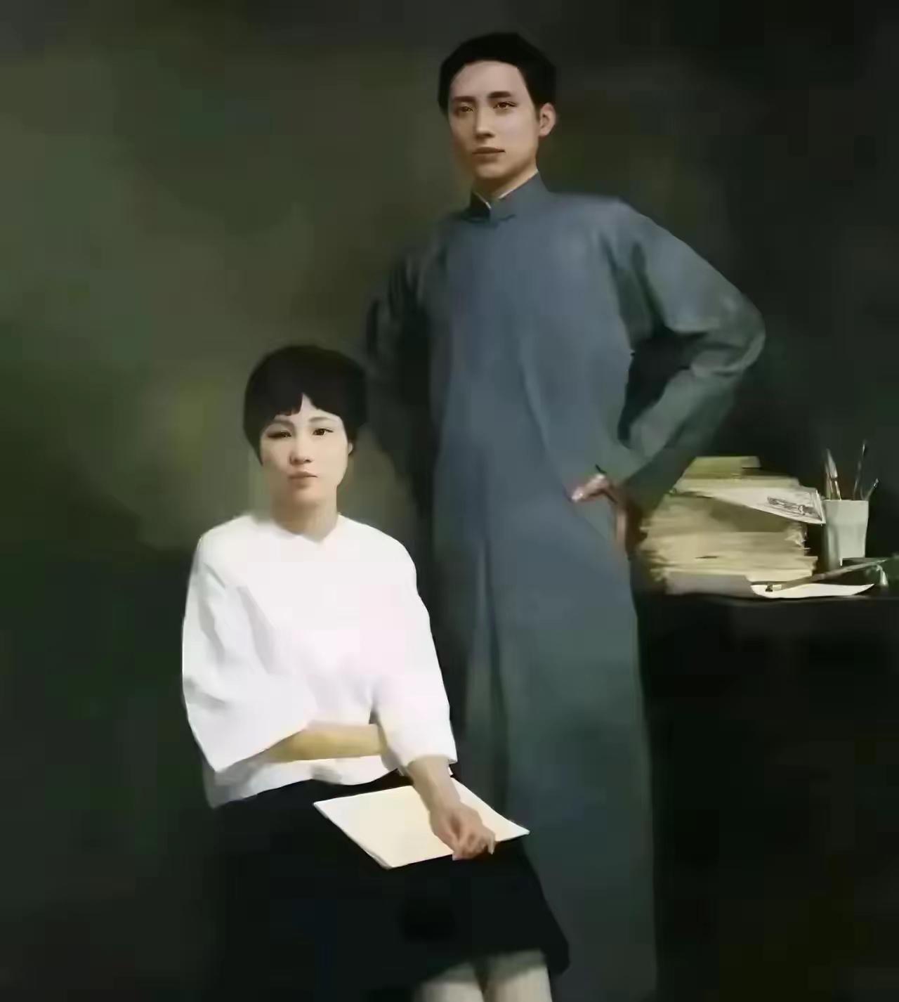 这是毛主席和杨开慧的真实样貌，都看看吧，一对杰出伟大的革命伉俪！向你们致敬！从