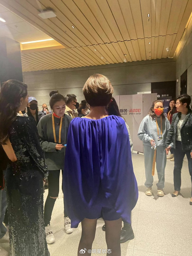 孙俪这套衣服好魔性