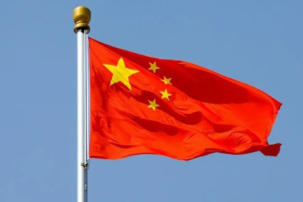 美国现在对中国这么急，说白了就两个原因。第一，中国没按他们设计的剧本走。当年美国