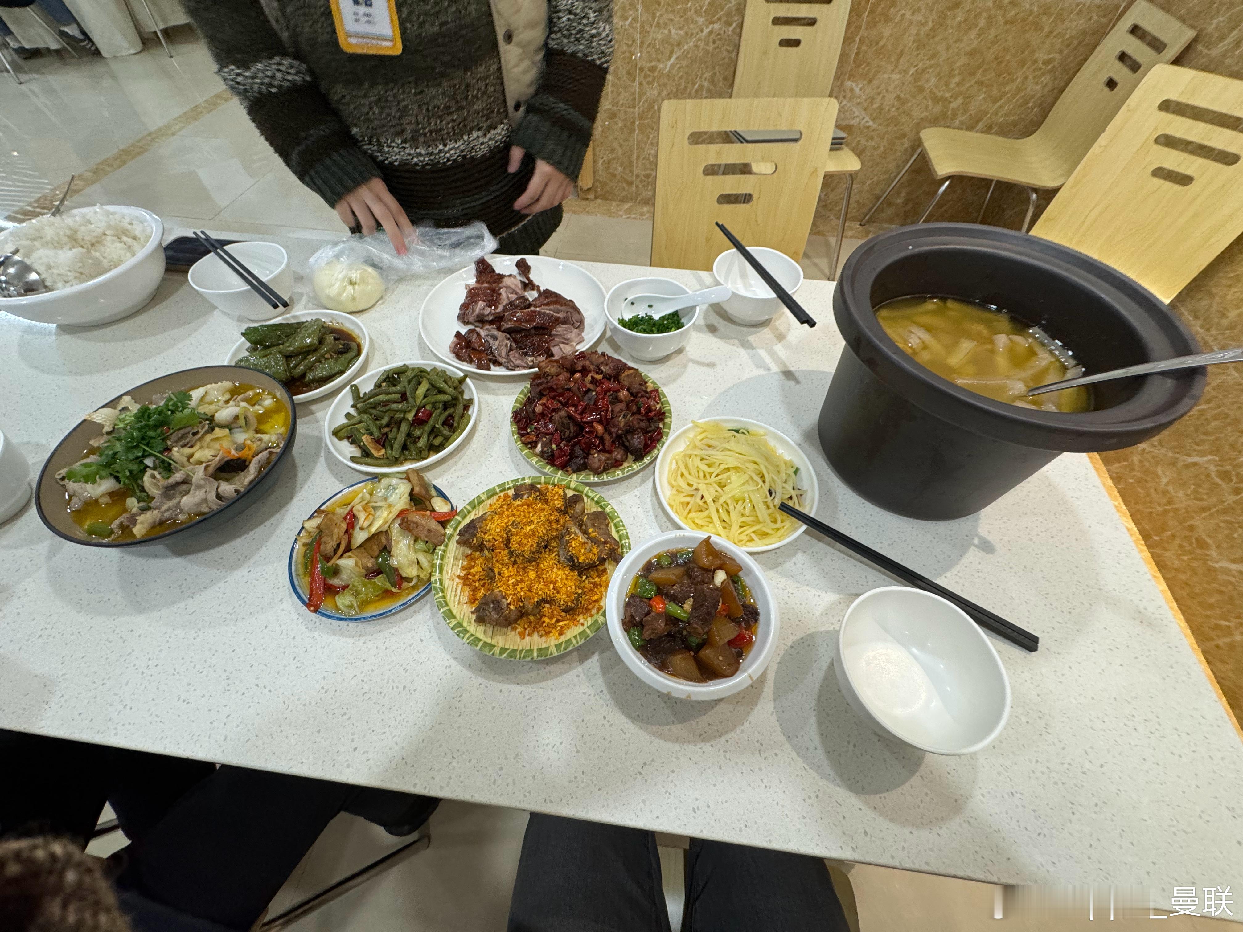 今天食堂​​​