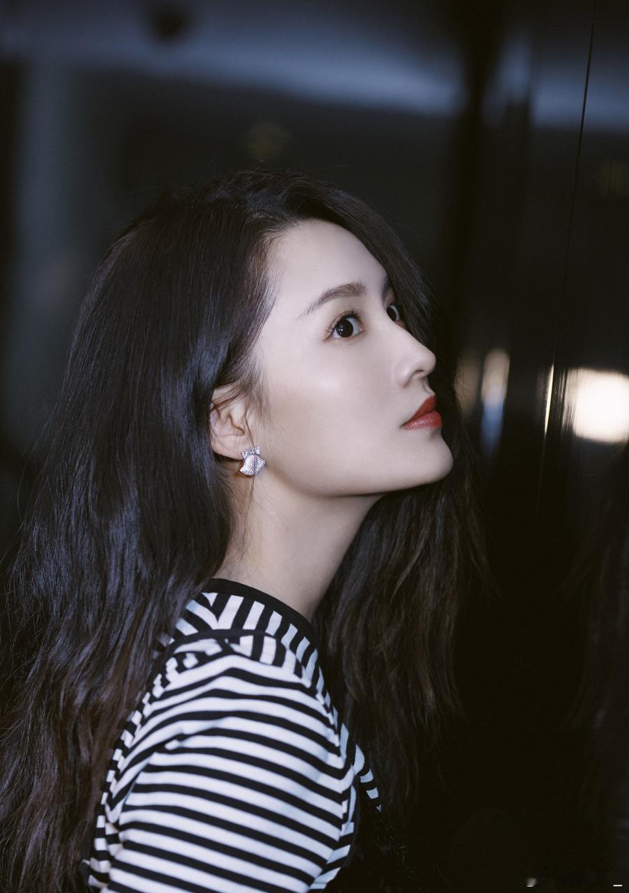长了一张可盐可甜的脸，尖叫🥰