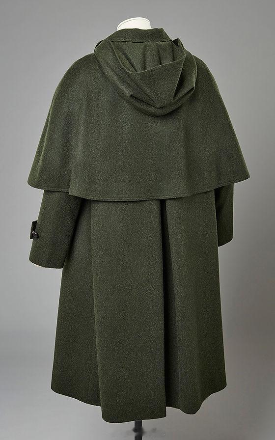 英国王室2021年3月23日，伊丽莎白二世女王和威尔士亲王查尔斯王储在温莎大