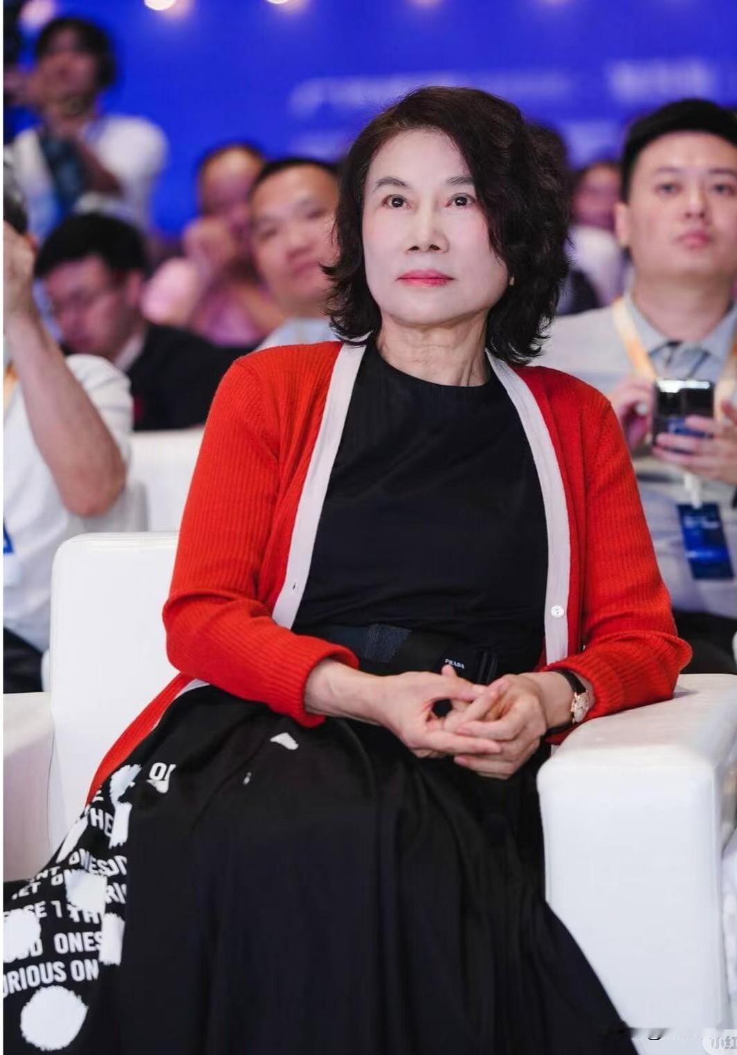 19家空调企业扎堆签“铝代铜”协议，董明珠偏硬刚到底：没100%把握，格力绝不碰