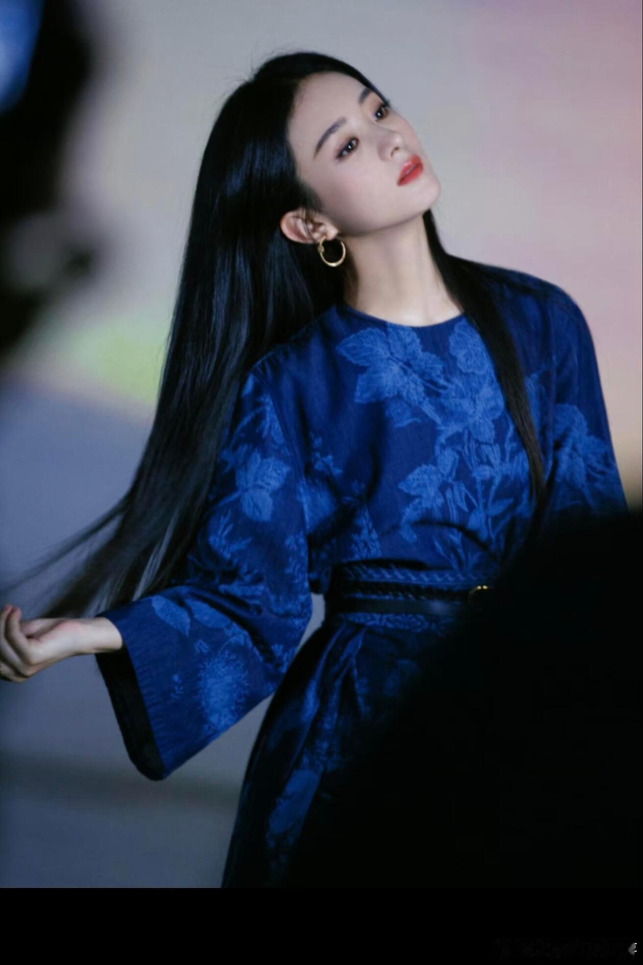 谁懂！蓝色礼服的含金量！赵丽颖｜迪丽热巴｜鞠婧祎｜杨幂｜赵露思｜王楚然｜