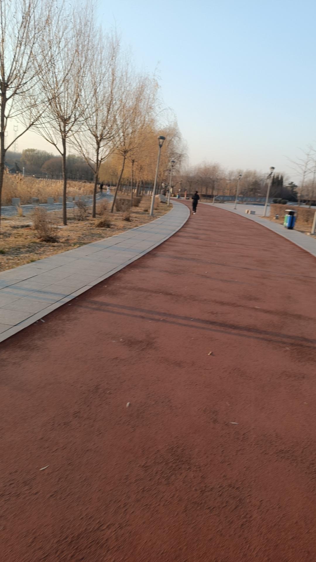 你会时来运转的，该经历的都经历过了，余生尽是坦途，姐妹，向前看，你的好日子来了！