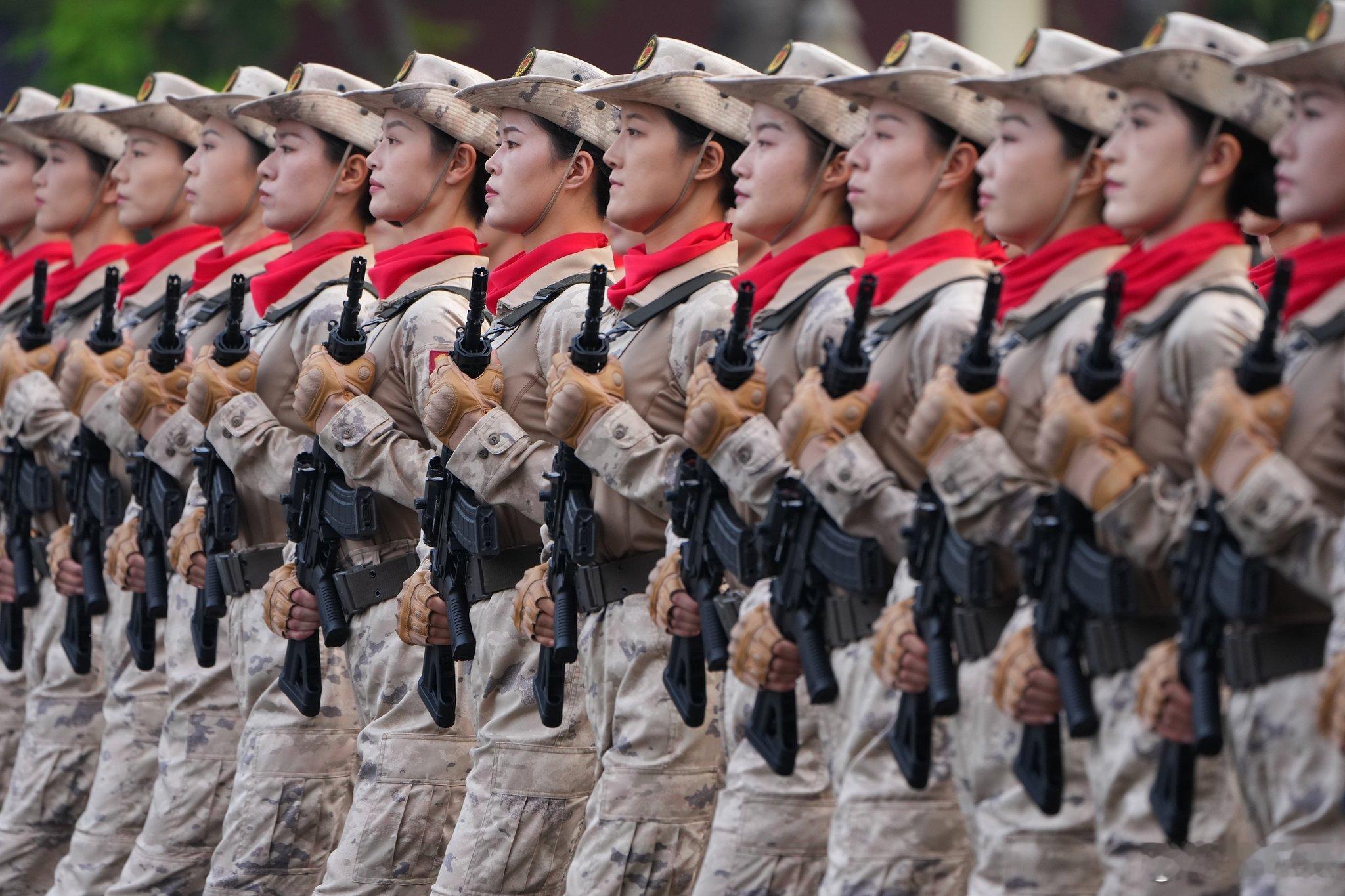 受阅女民兵着装中国女兵阅兵极清美图大赏！​​​