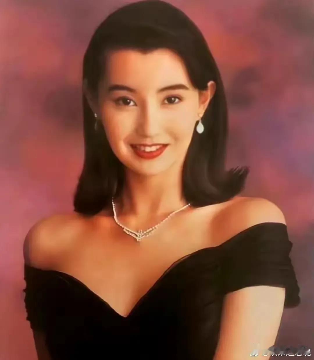 不要再说什么男人都是一个德行，就喜欢年轻女人。大家看看年轻时候的张曼玉，再看看现