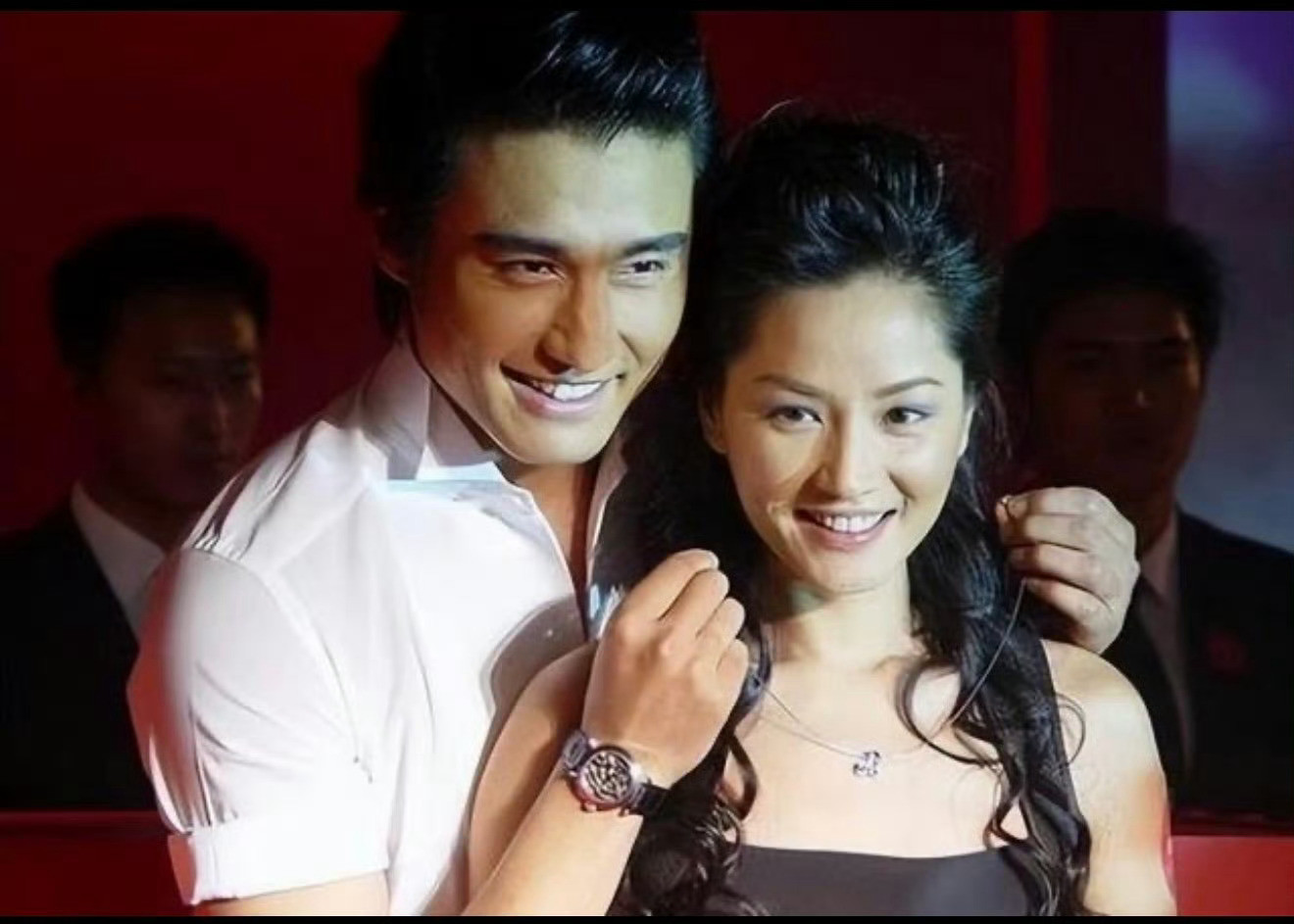 胡兵瞿颖的友情比电视剧还好嗑谁不羡慕胡兵和瞿颖的神仙友情！瞿颖真诚表达爱意，两