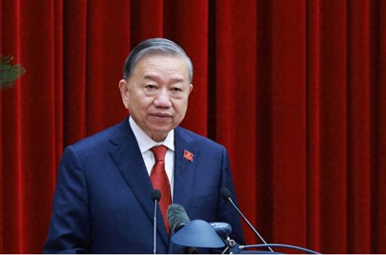 越南政坛大变动！估计很多人都没料到495张选票，清一色全是赞成，苏林直接拿下越南