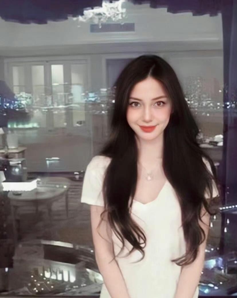 Angelababy最近状态确实能打，生图里那种自然松弛的美感比精修图更有味道。