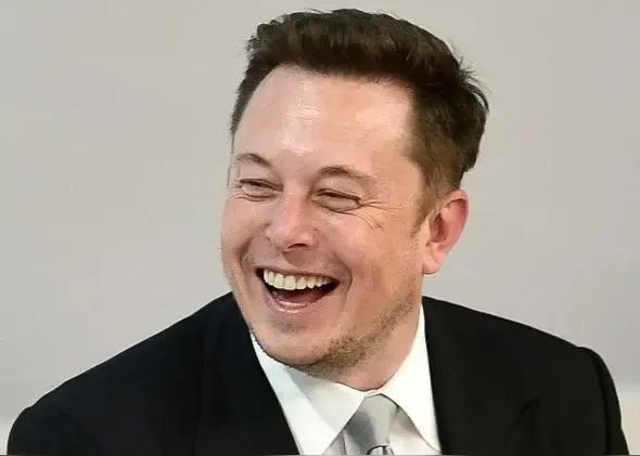 马斯克还是被骗了？很难说从一开始，马斯克不知道自己会落得这样的下场，但是他还是