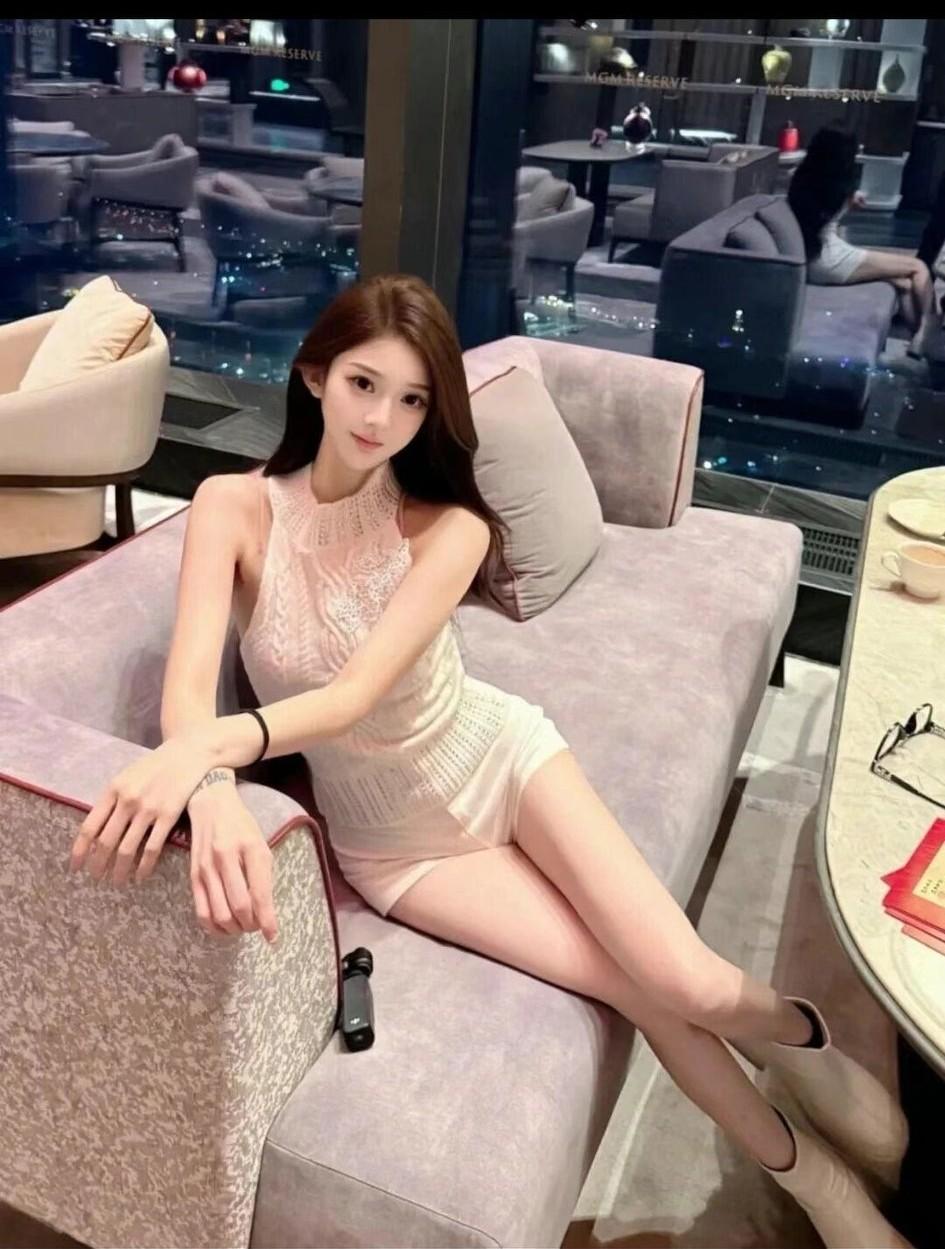 多情夜晚好时光，靓影浅浅入梦来。晒图笔记大赛什么样的人才是美人美女人像群