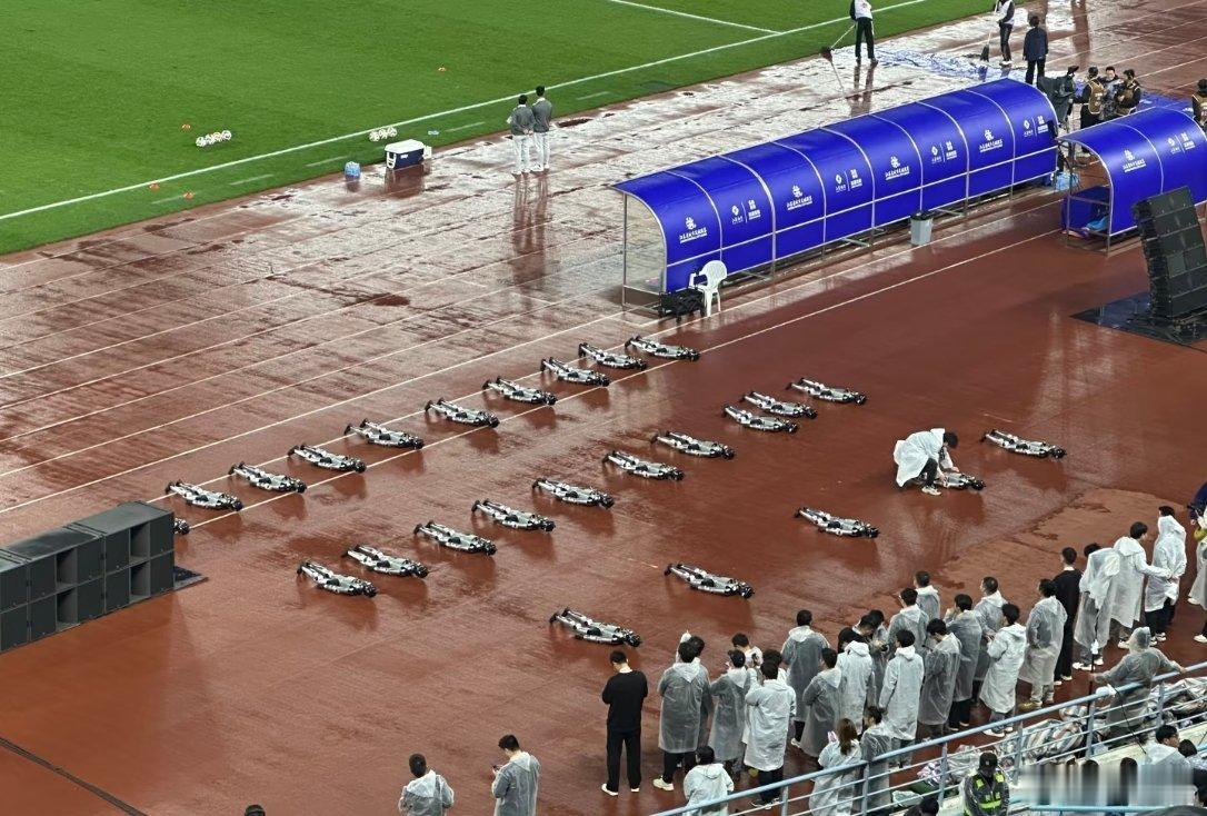 苏超直播苏超：有种案发现场的感觉太癫了