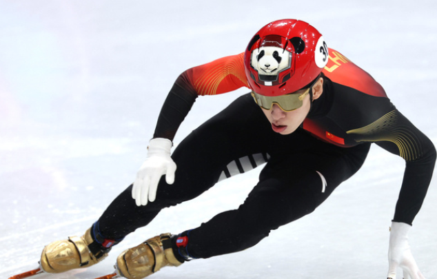 林孝埈赛后接受采访🎤：当然希望能如自己所想，但短道这个项目变数很多，也需要运气